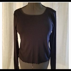 👚Bundle Plain black & burgundy crop top✨